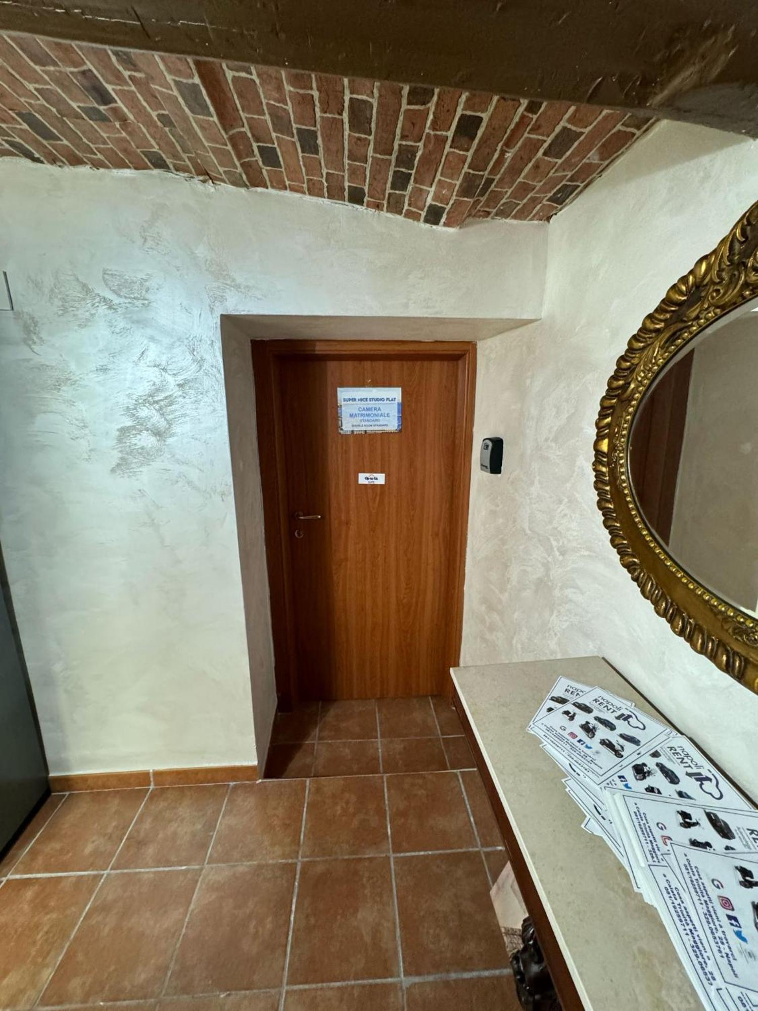 Super Nice Studio Flat Неаполь Экстерьер фото